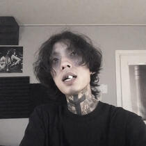 indigo thon/ve/ae, forest "monster"