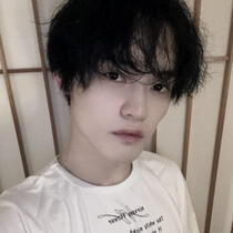 hyeonu he/him, no specific au [SFW]