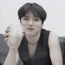 wei they/he, dog hybrid + college kid