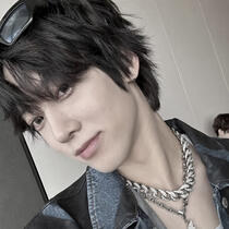 mason he/him, eldest of DREAMERS